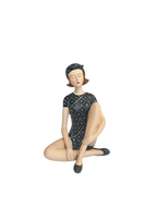 Deko Figur Frau CT-77 – Moderne Wohnaccessoire