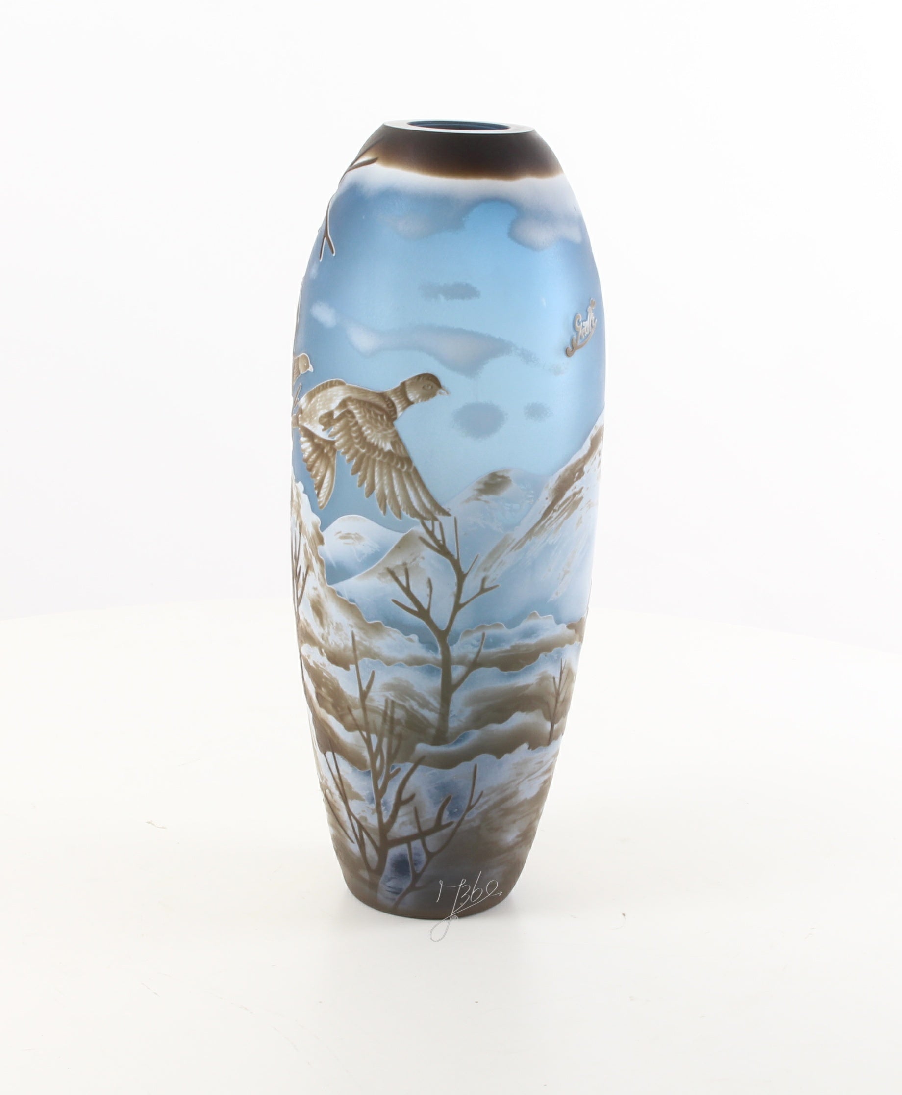 CAMEO GLASS VASE 'WINTER LANDSCAPE' M