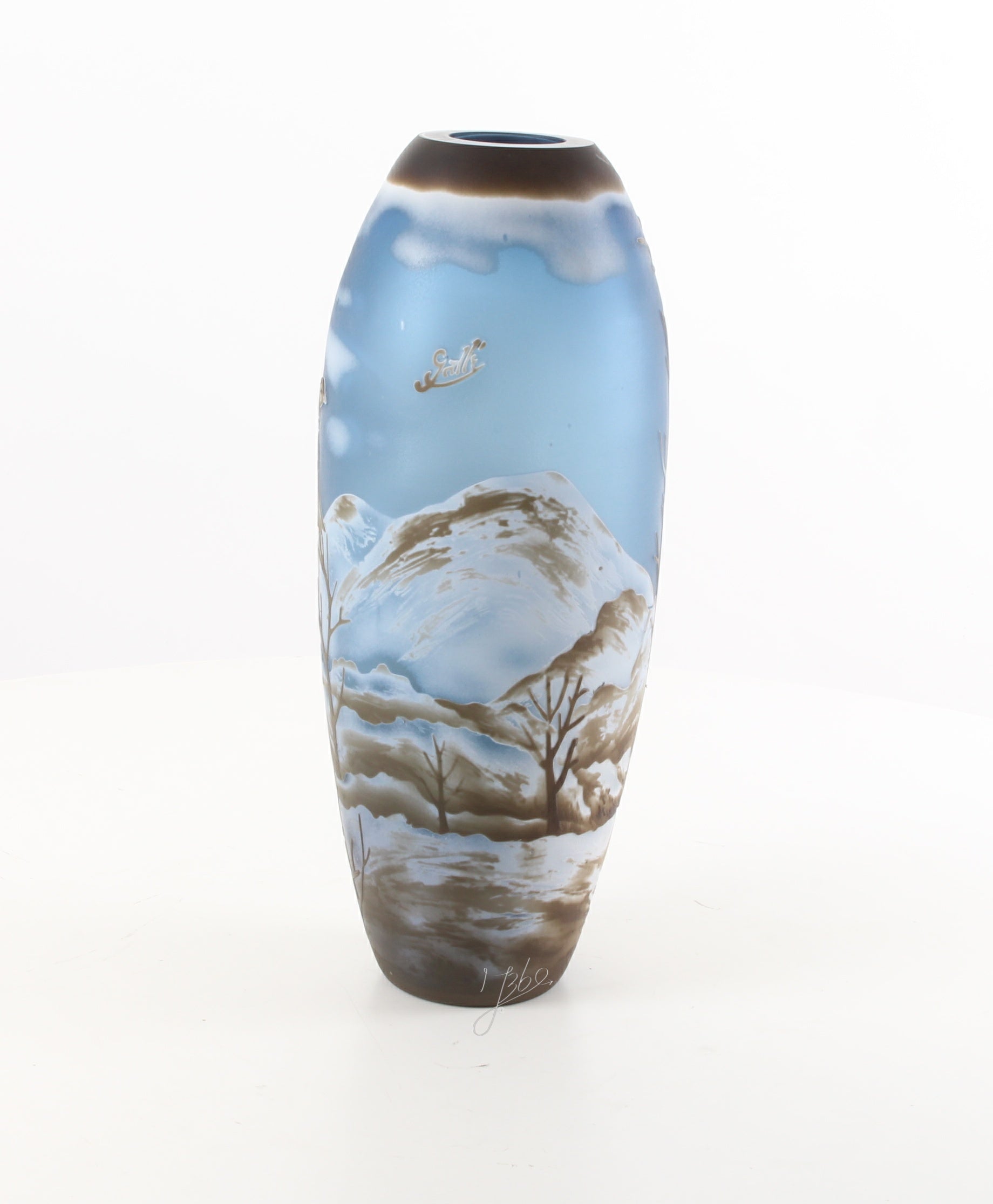 CAMEO GLASS VASE 'WINTER LANDSCAPE' M