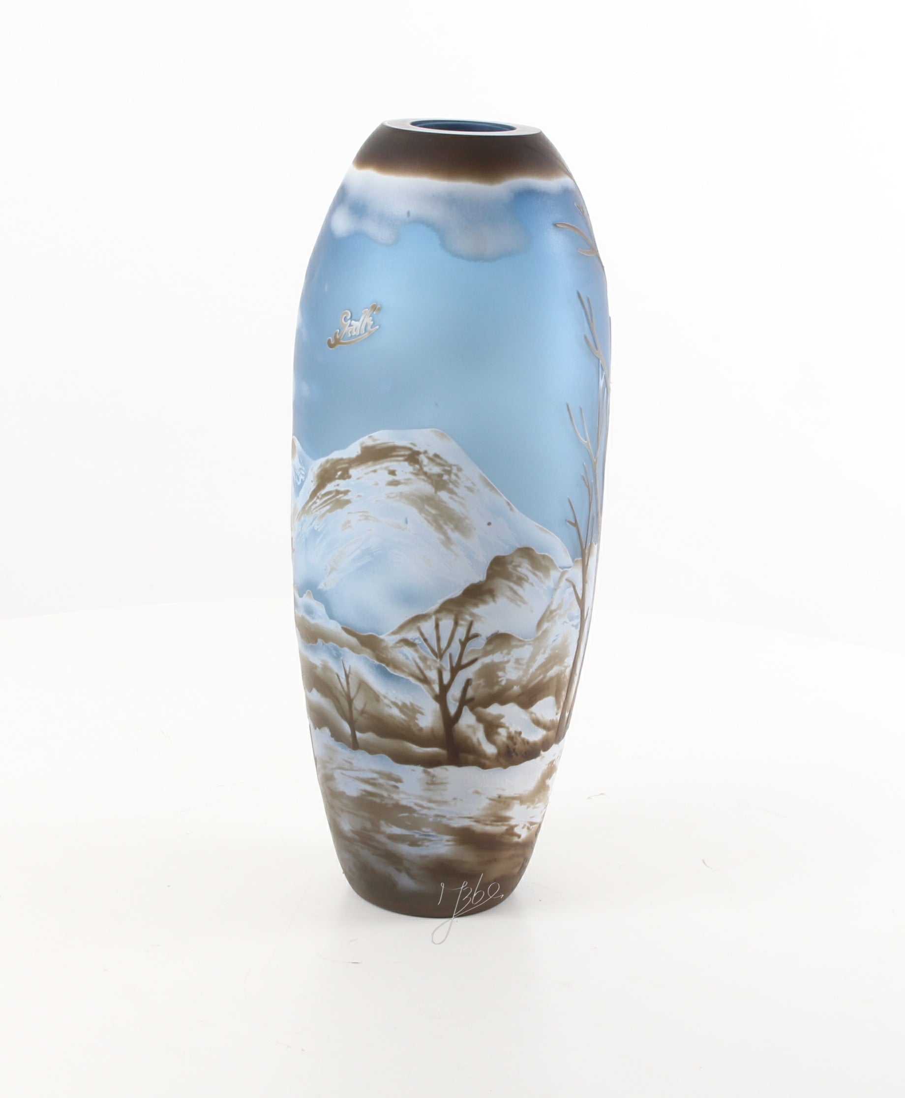 CAMEO GLASS VASE 'WINTER LANDSCAPE' M
