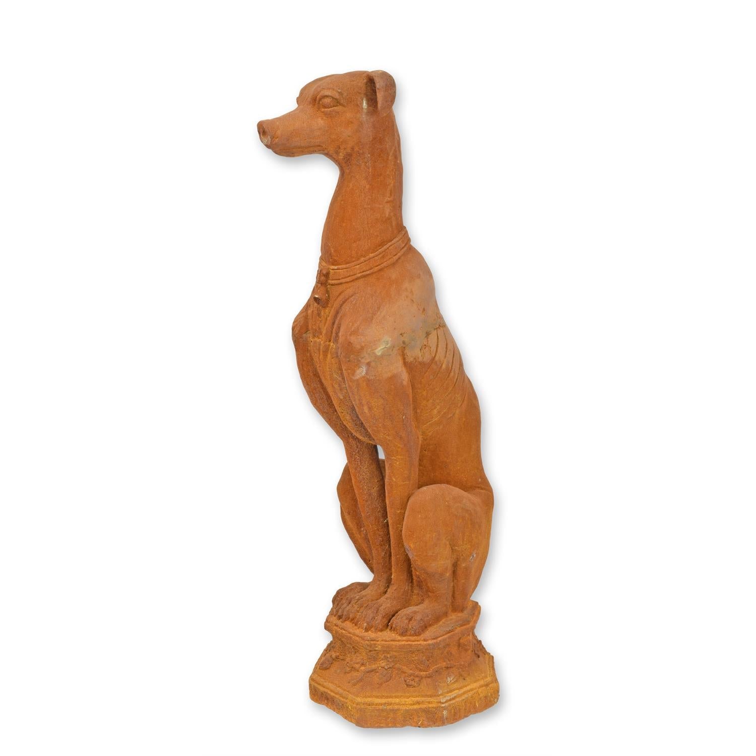 Rostige Gusseisenskulptur eines Whippets